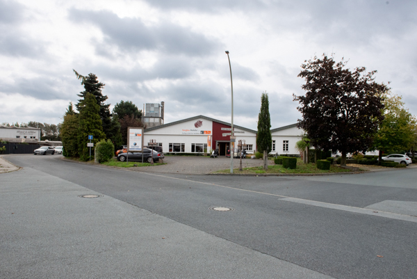 Das Außengelände von Sorglos Mobile in Olfen.