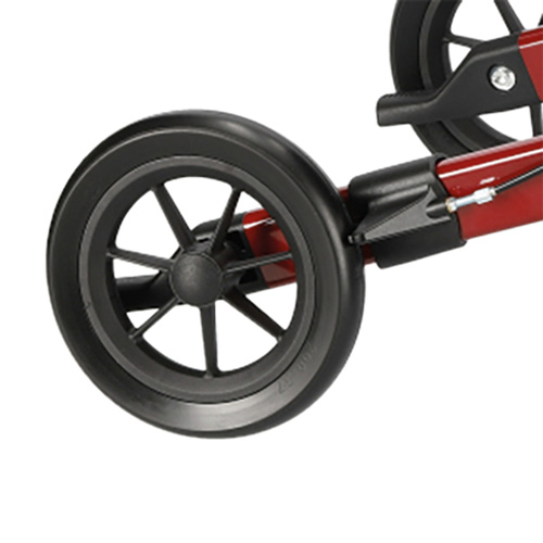 Detailaufnahme eines Rads des Rollators VITAL plus der Firma Russka.