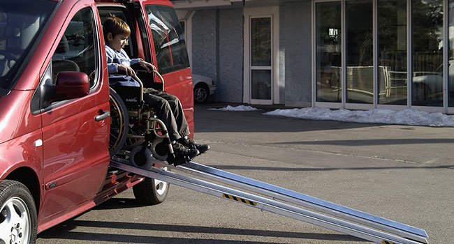 Auto-Rampe für Rollstuhl