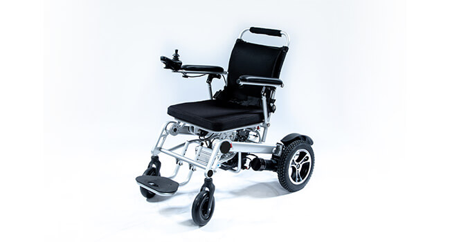 Elektrisch zusammenfaltbarer E-Rollstuhl
